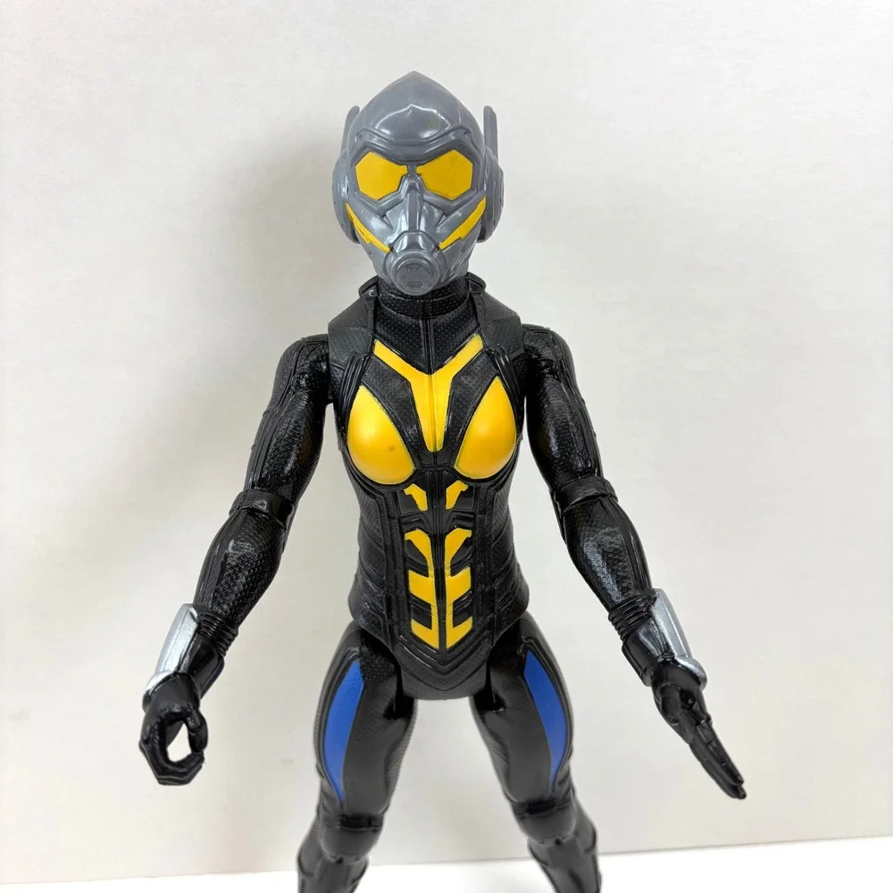 Hasbro Action Figure Marvel Titan Hero The Wasp Black Yellow 2017 12
